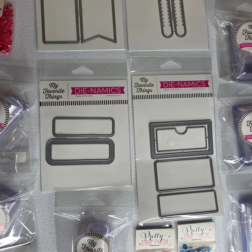 NEW My Favorite Things Die-namics Shaker Die & Pouch Bundle Sequins Mixed Colors